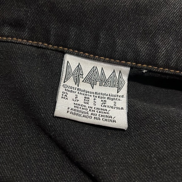 SOLD Def Leppard Black Jean Jacket Unisex - Picture 8 of 11